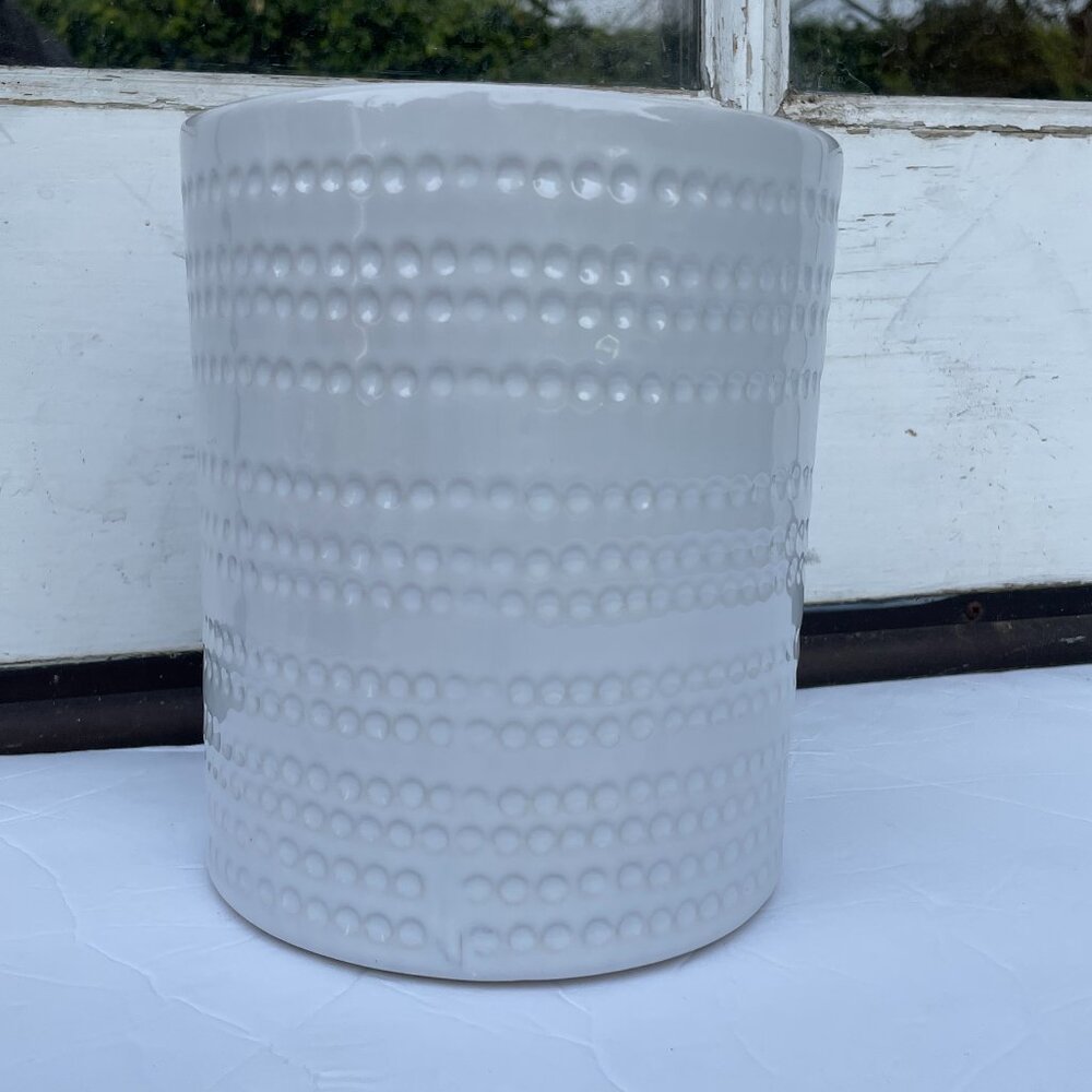 Urban Trends Ceramic Round Jar Pressed Dotted Design 50216